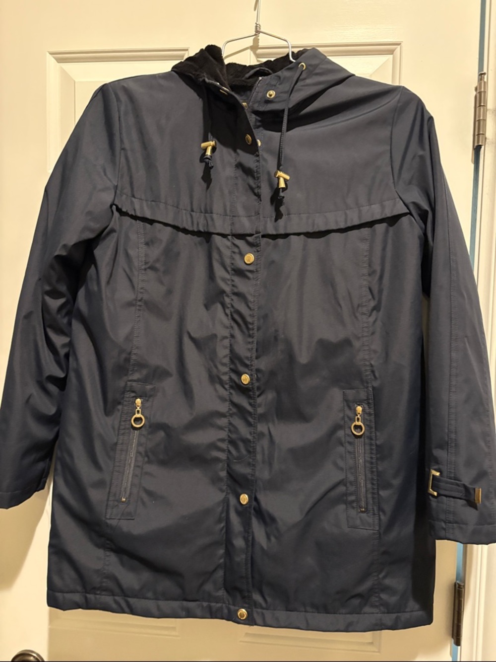 Perfect condition Weatherproof brand Navy Hooded Trench Coat w/Hardware